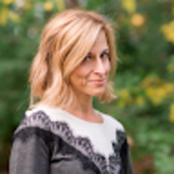 Meet your Posher, Beth - Picture 1 of 1